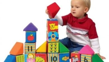 Como Escolher os Brinquedos do Seu Bebê